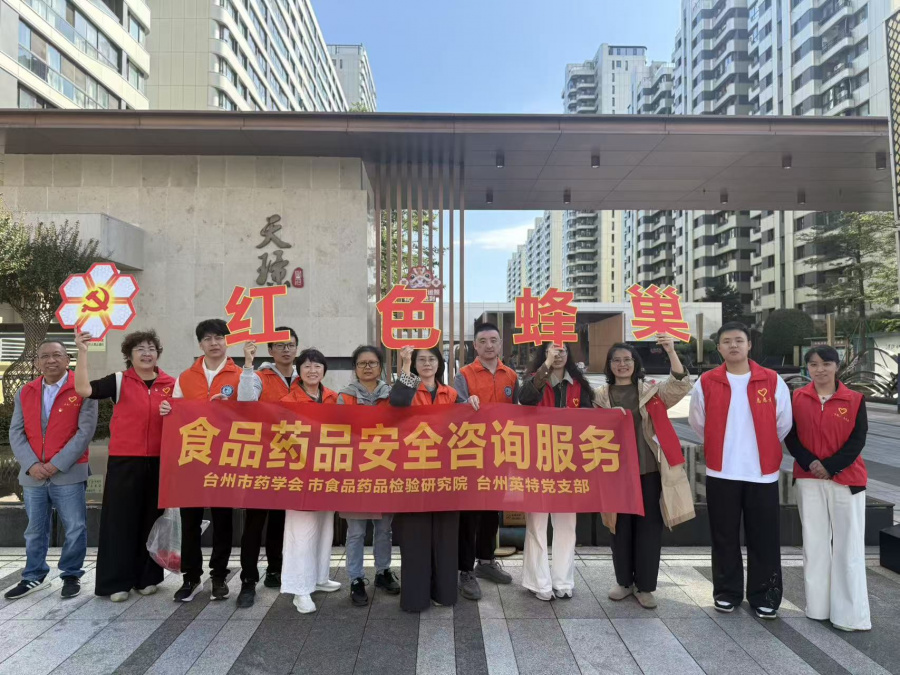 1 (封面合照).jpg